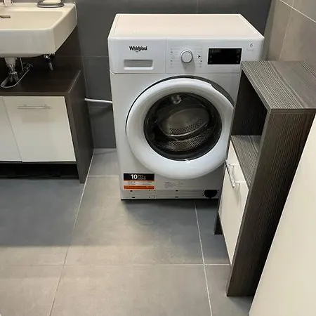 Y&y ブラチスラヴァ