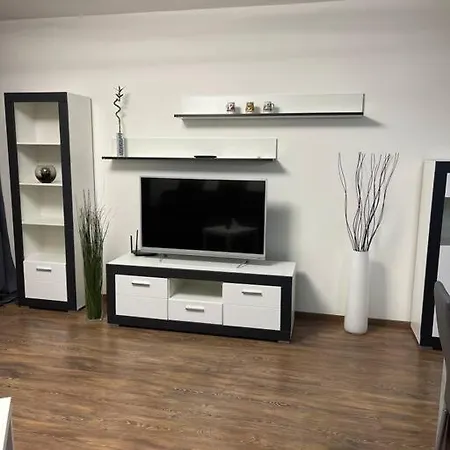 Apartman Y&y *